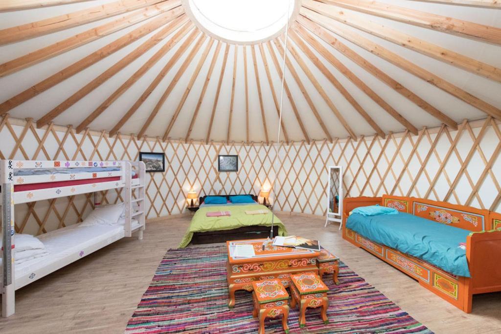Eco-Hotel Et Yourtes Du Mercantour Guillaumes Eksteriør billede