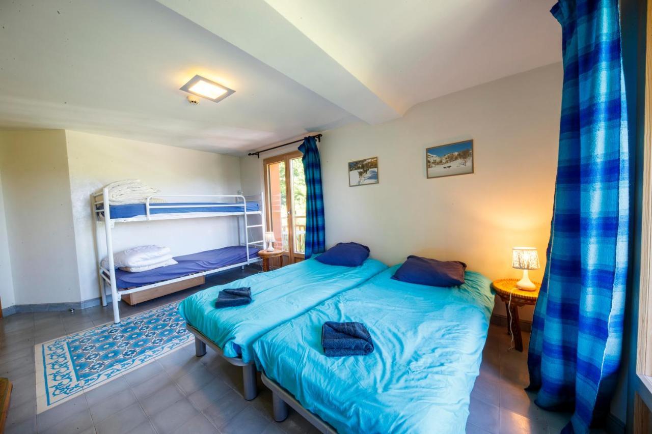 Eco-Hotel Et Yourtes Du Mercantour Guillaumes Eksteriør billede