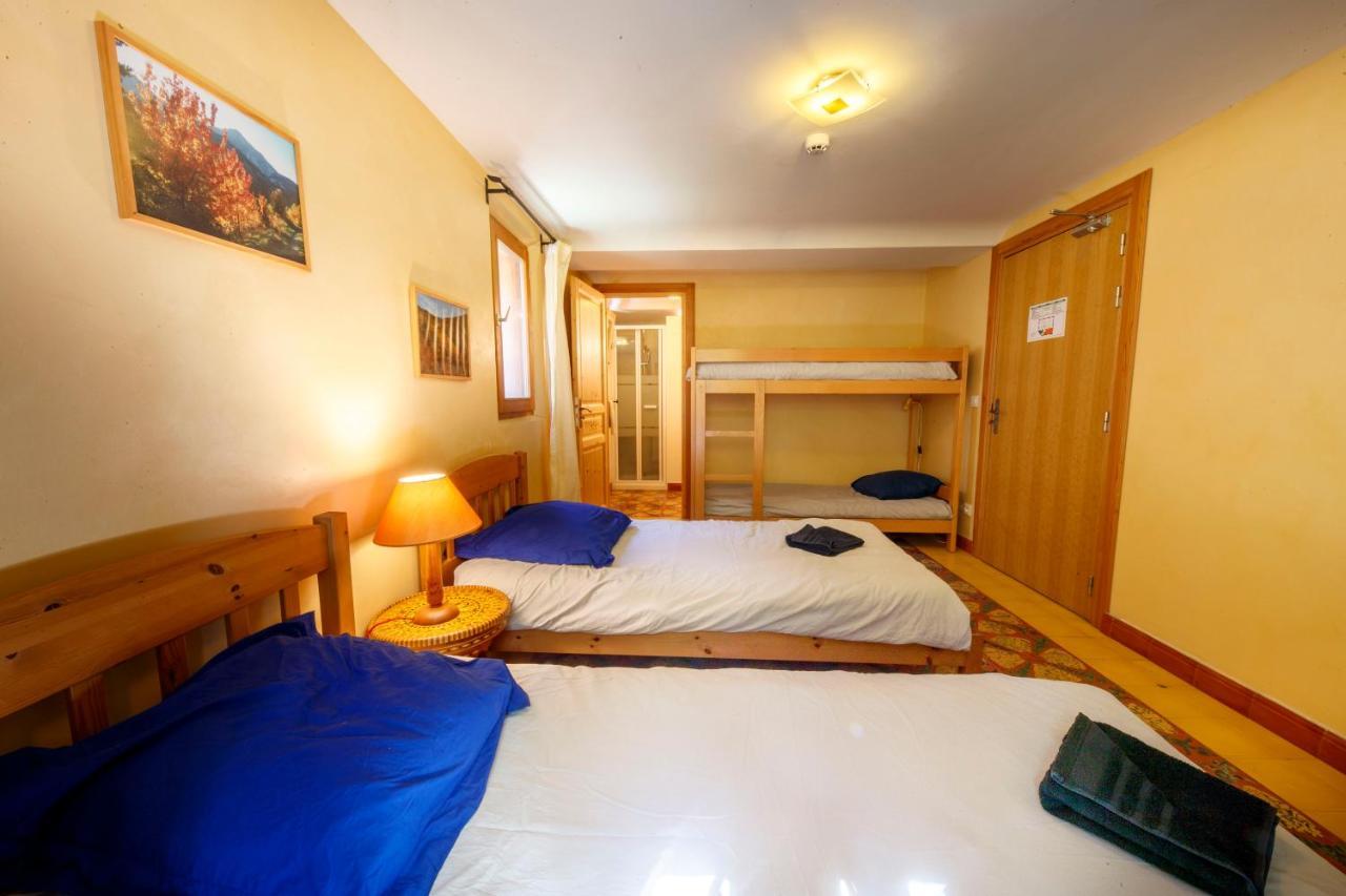 Eco-Hotel Et Yourtes Du Mercantour Guillaumes Eksteriør billede